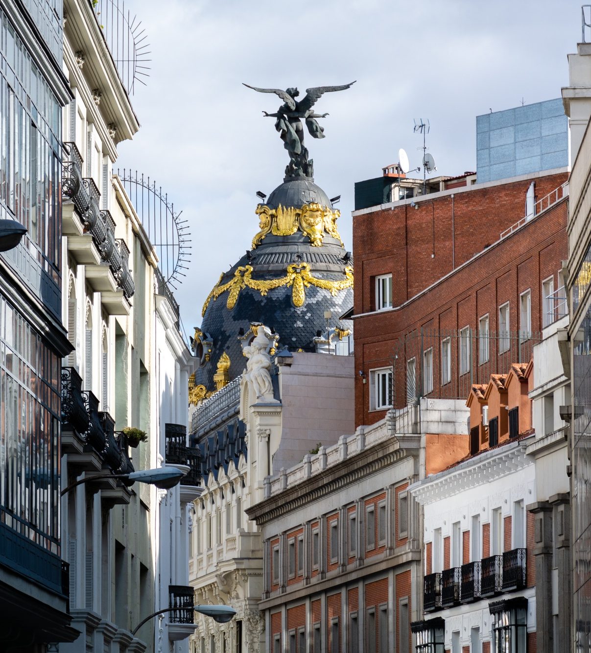metropolis desde calle central