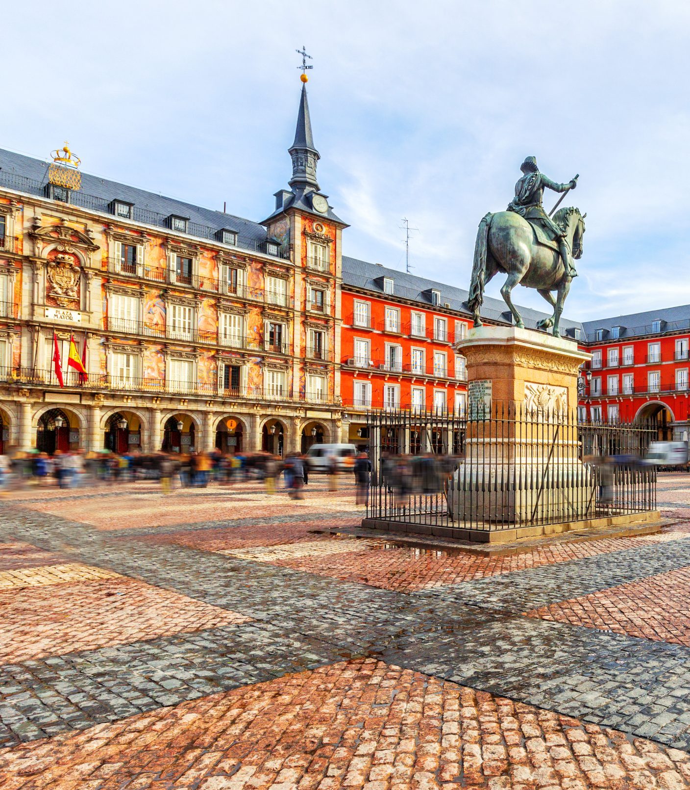 Plaza,Mayor,With,Statue,Of,King,Philips,Iii,In,Madrid,